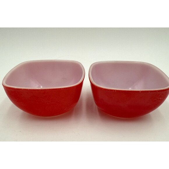 Two Vtg Pyrex #407 7oz Red Square Hostess Ramekin Snack Dish Bowls - Picture 1 of 9